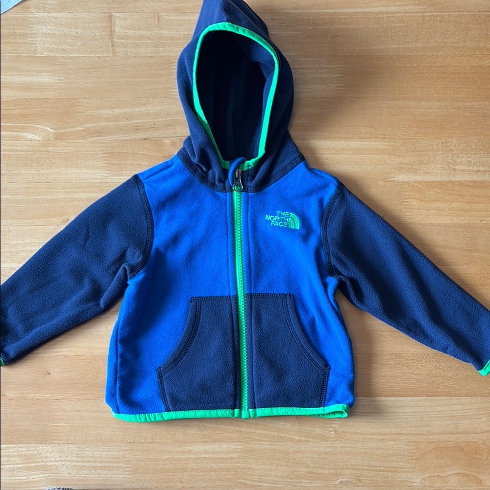 The North Face Blue and Green Sporty Sweatshirt with Hood